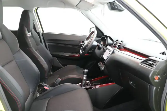 Suzuki Swift view 11
