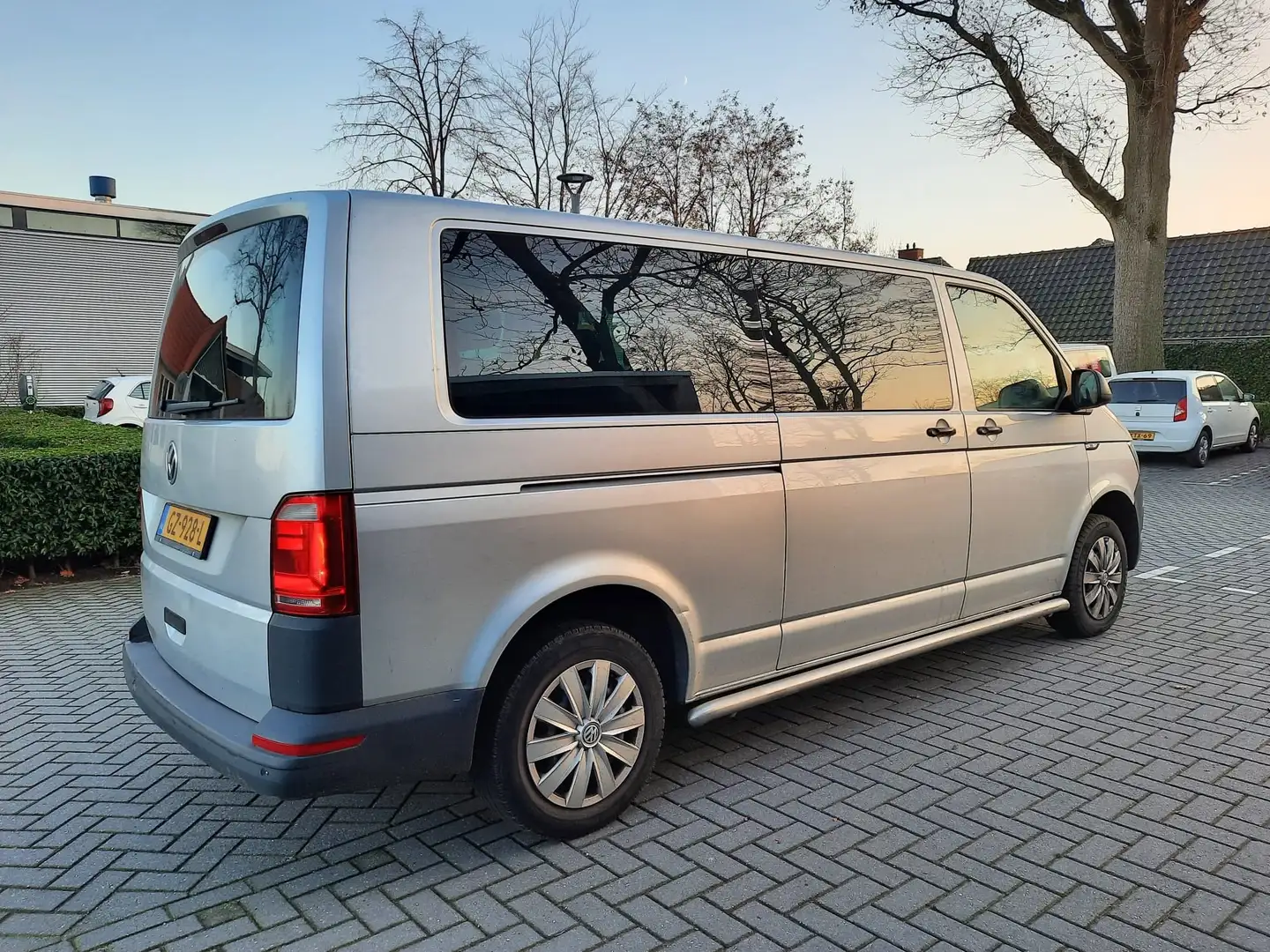 Volkswagen T6 Transporter Grijs - 1