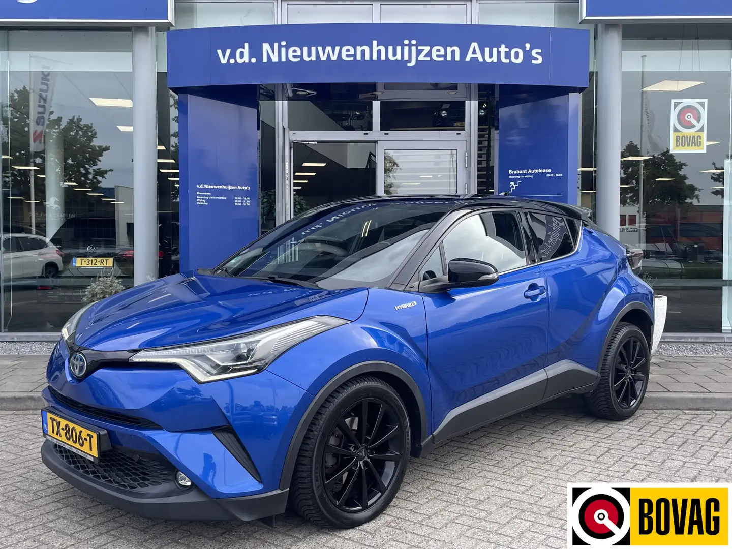 Toyota C-HR 1.8 Hybrid Bi-Tone Stoelverwarming info: M.Safari Bleu - 1