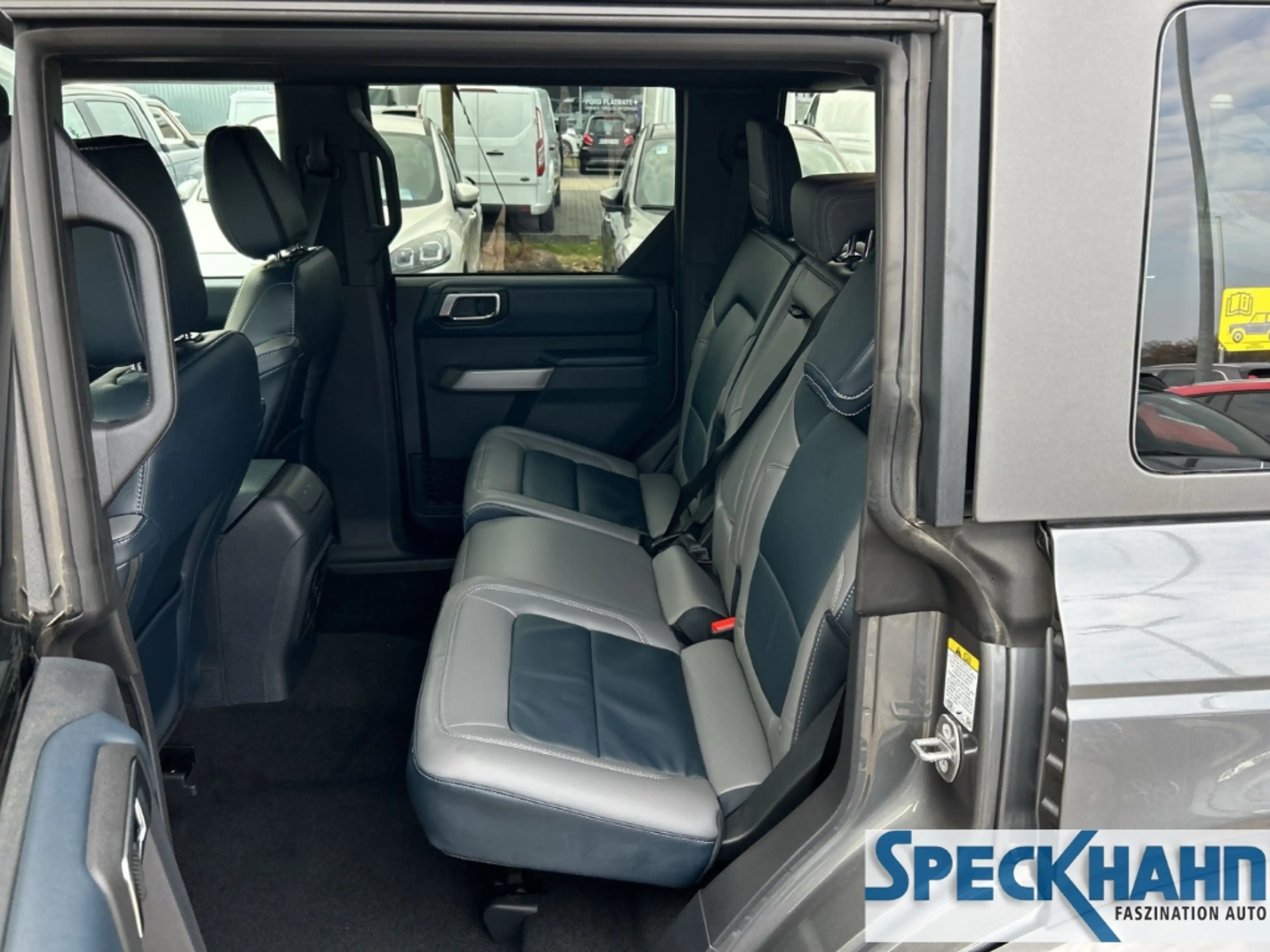 Ford Bronco Outer Banks 4x4 2.7 360°Kamera Leder Navi-SYNC 4 S — photo 13