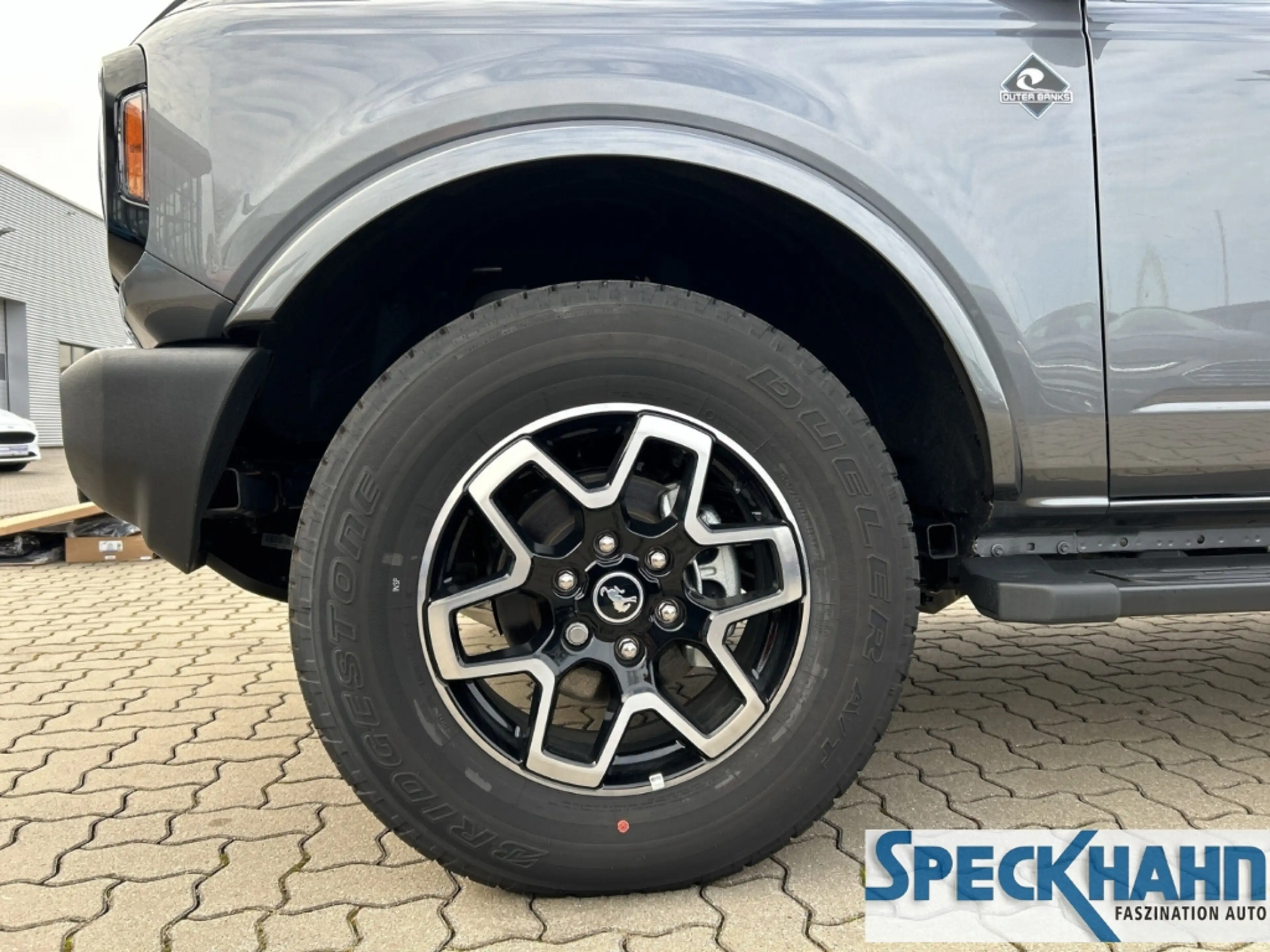 Ford Bronco Outer Banks 4x4 2.7 360°Kamera Leder Navi-SYNC 4 S — photo 8