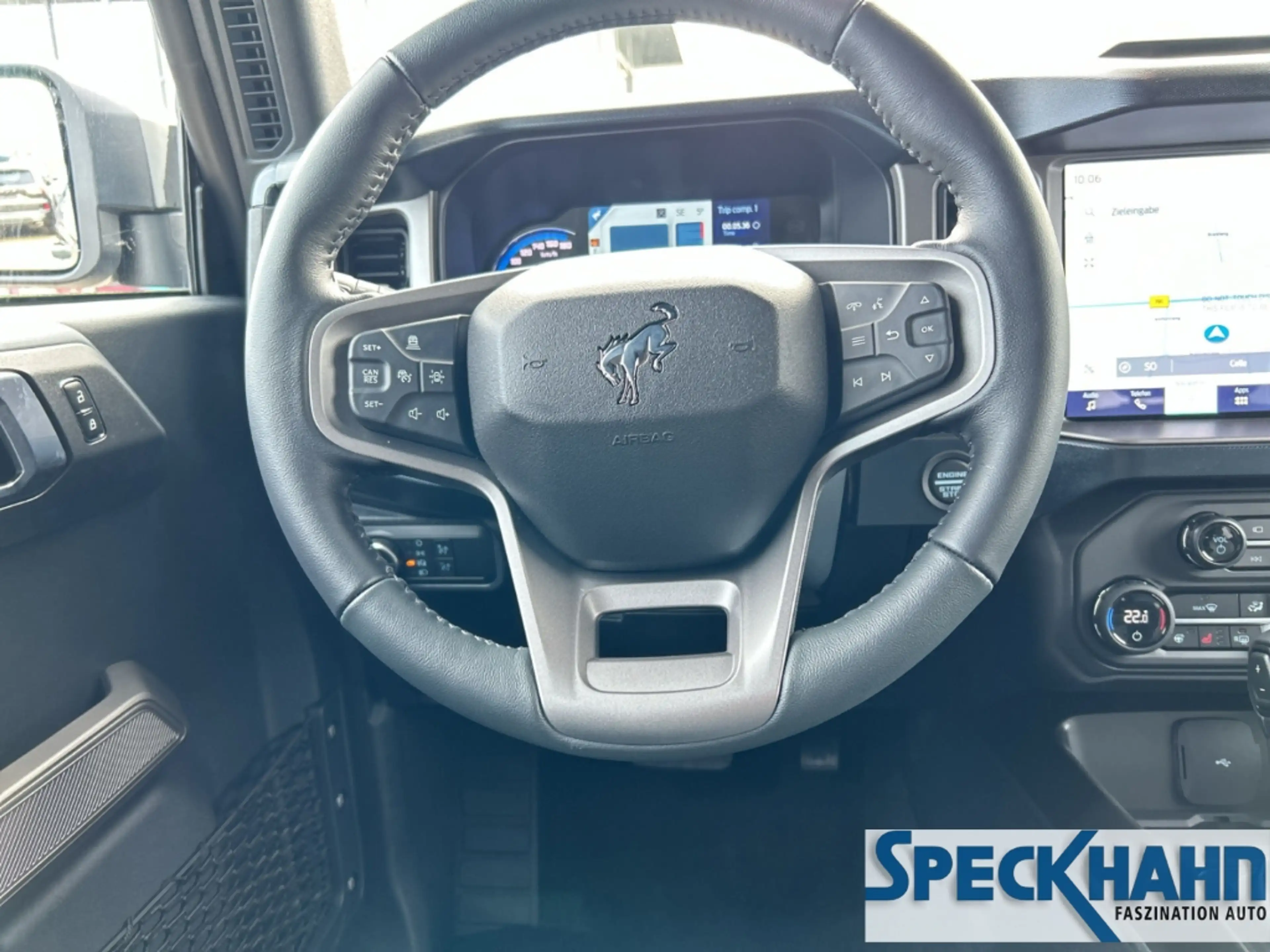 Ford Bronco Outer Banks 4x4 2.7 360°Kamera Leder Navi-SYNC 4 S — photo 15