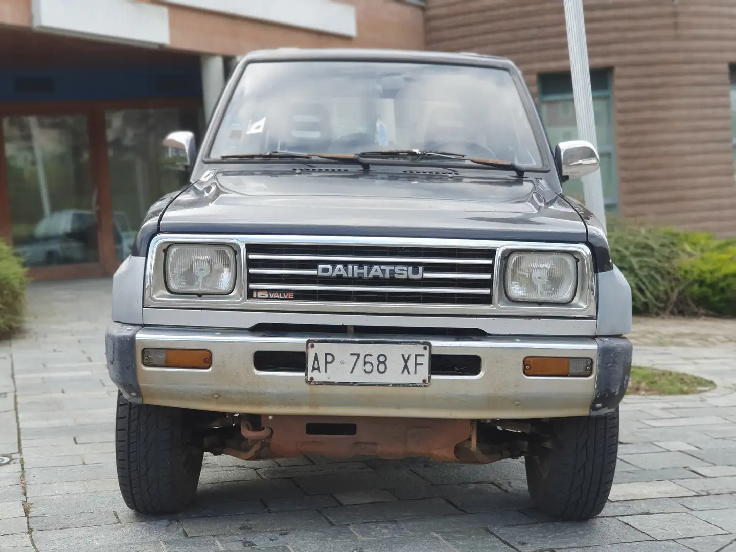 Daihatsu Feroza 1.6 ie SX Stříbrná - 2