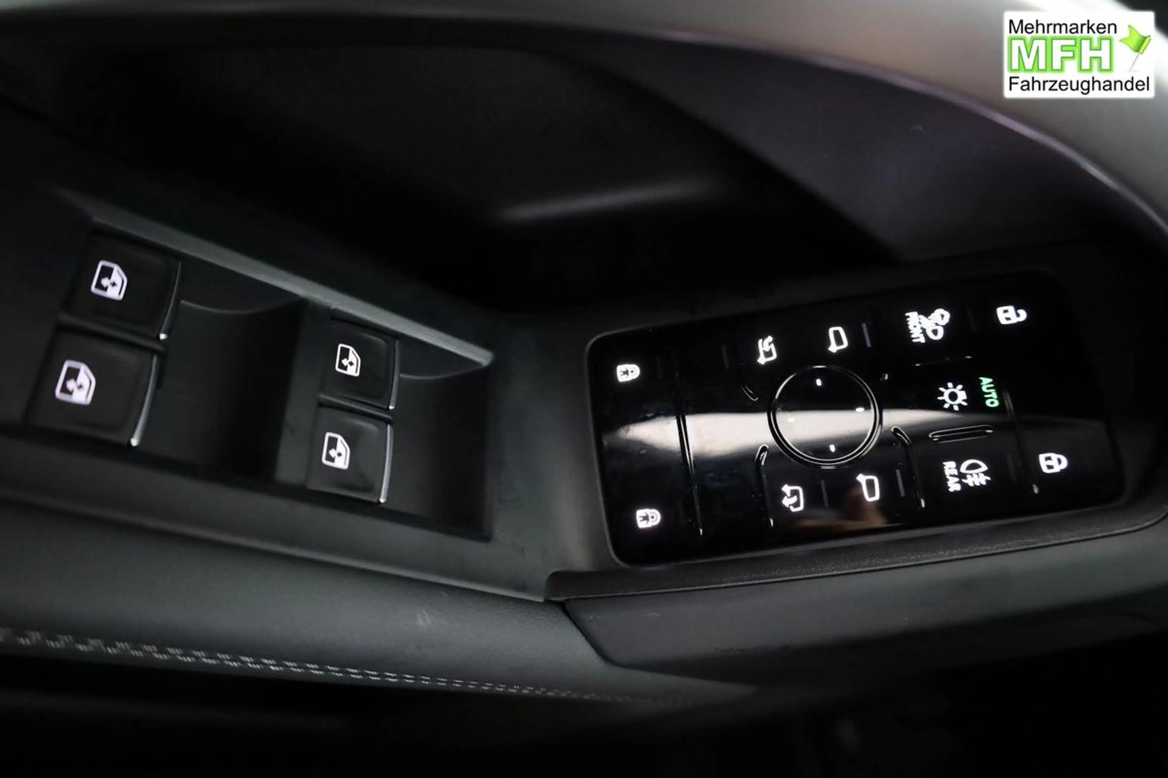 Audi Q5 3.0 TDI quattro 220 kW qu S-LINE, AHK, 20-Zoll,... — photo 7