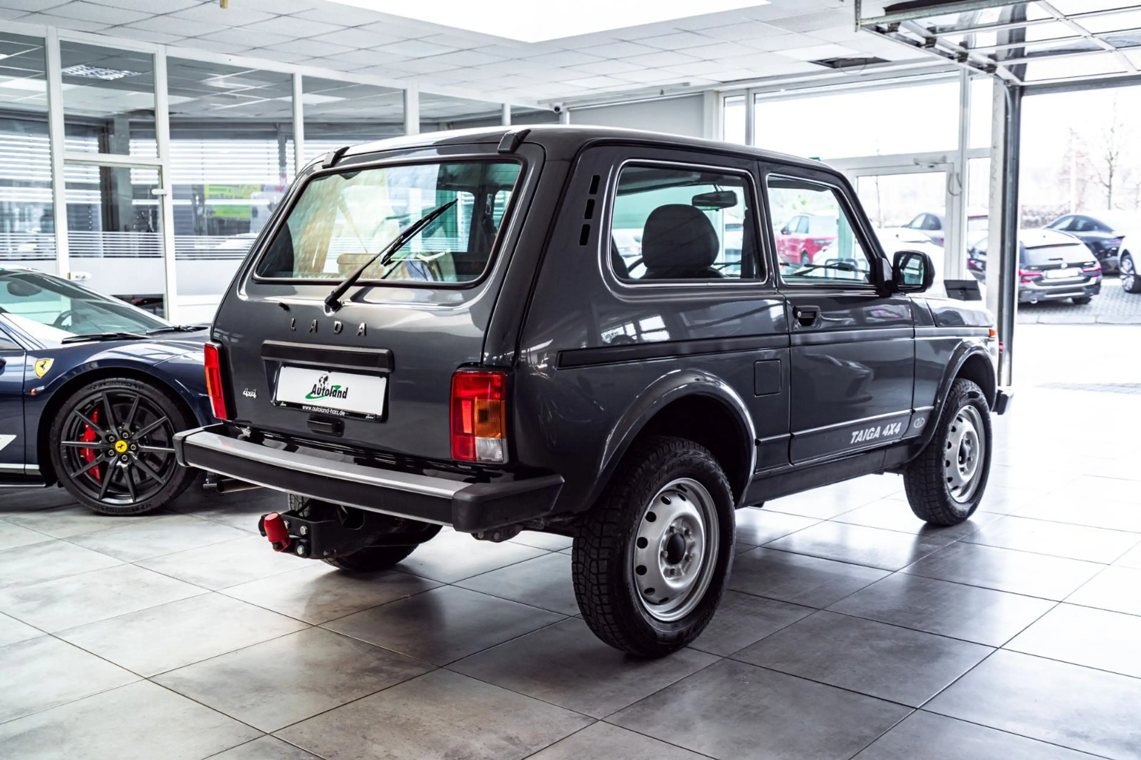 Lada Niva Ubran 4X4*TÜVNeu*TopGepflegt* — photo 7