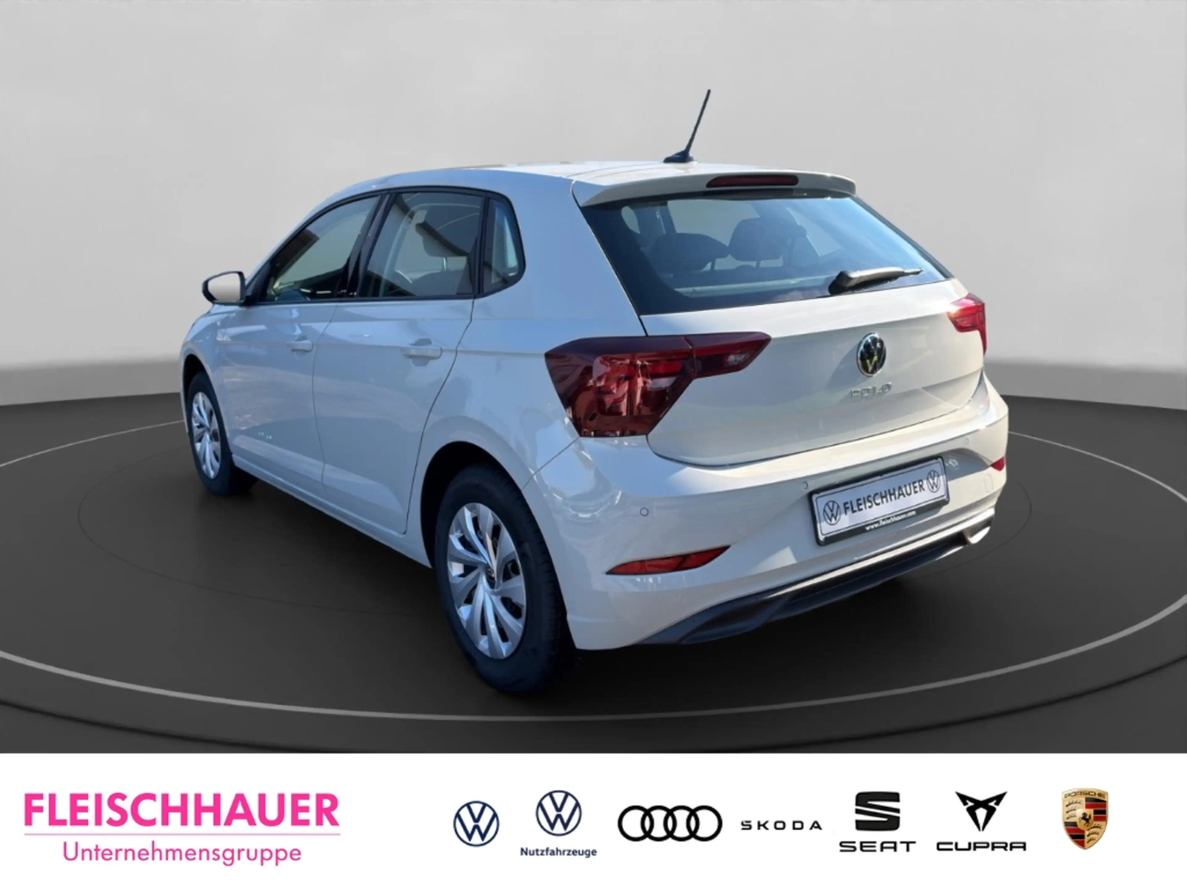 Volkswagen Polo VI 1.0 Life — photo 4