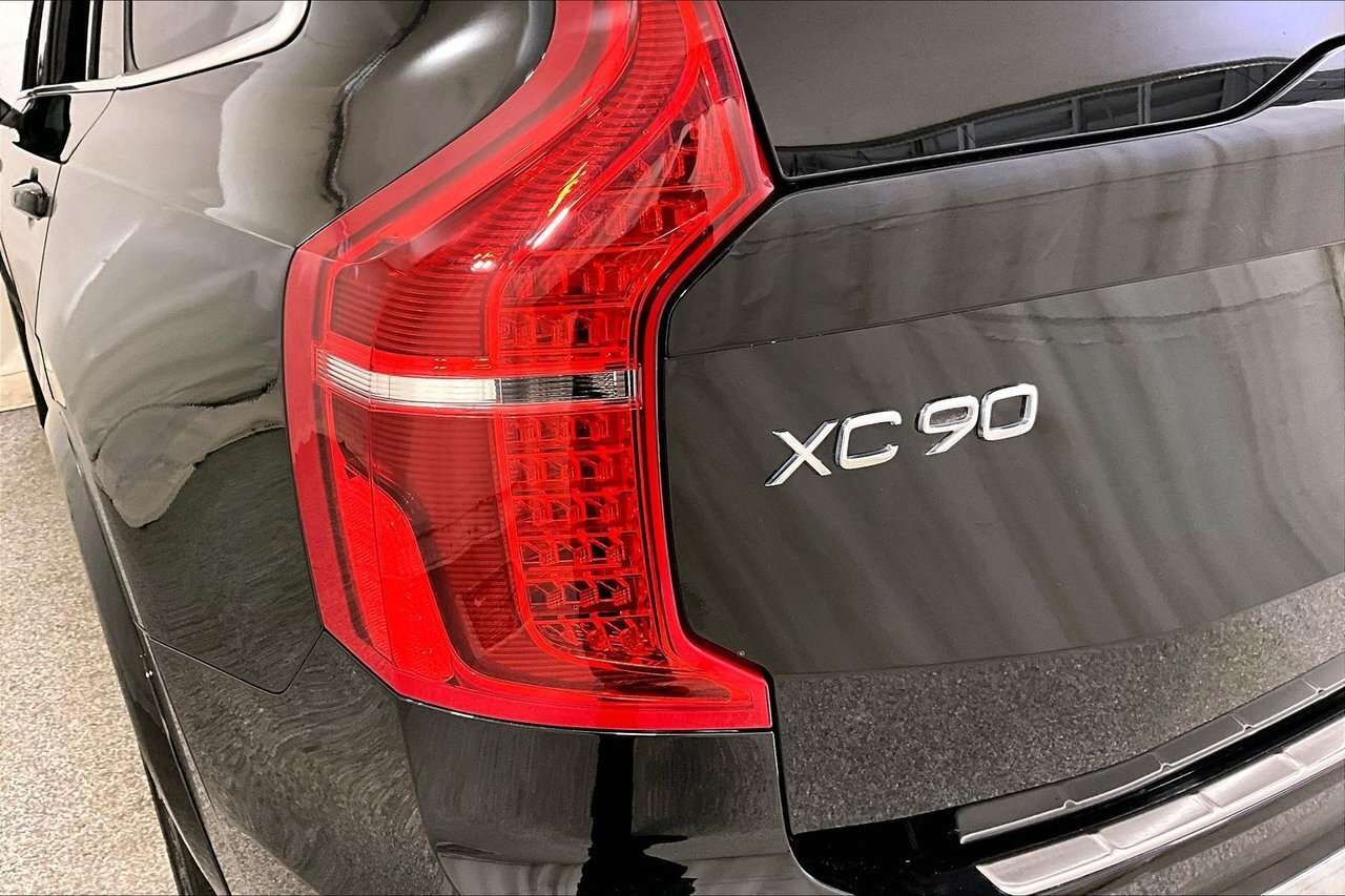 2024 Volvo XC90 CORE BRIGHT CLIMATE - 20'' WHEELS - PANORAMIC SUNR thumb 32