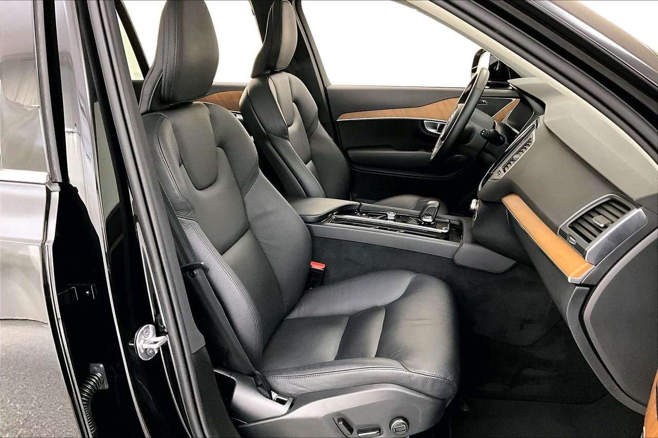 2024 Volvo XC90 CORE BRIGHT CLIMATE - 20'' WHEELS - PANORAMIC SUNR thumb 7