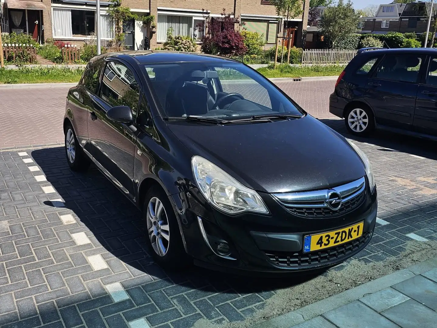 Opel Corsa Corsa 1.2 EcoF. An.Edition LPG Czarny - 1