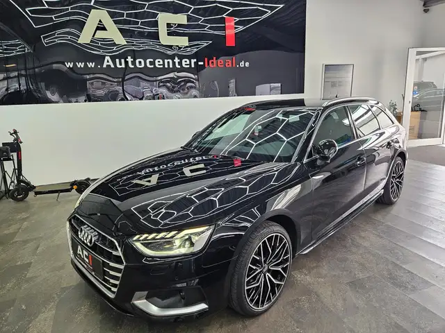 Audi A4 view 13