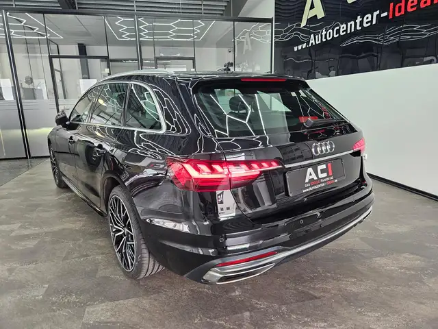Audi A4 view 8