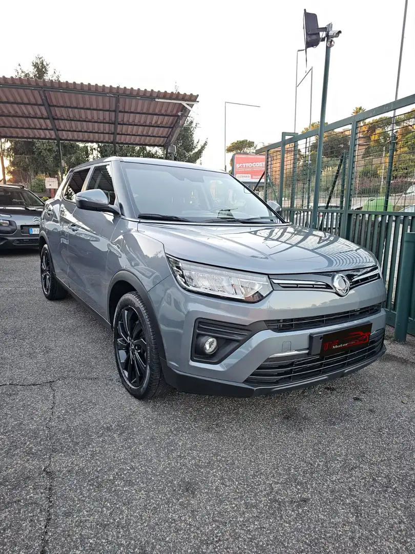 SsangYong Tivoli 2020 1.6 Exclusive 2wd Grigio - 1