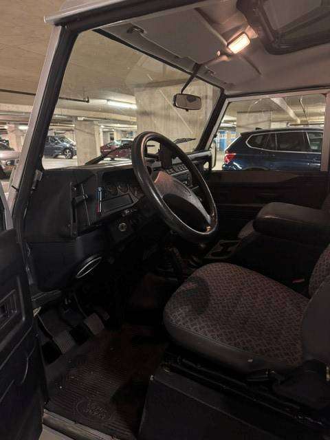 2004 Land Rover Defender 90 - TD5 alt 5