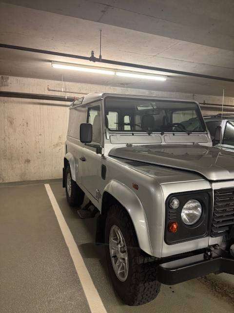 2004 Land Rover Defender 90 - TD5 thumb 12