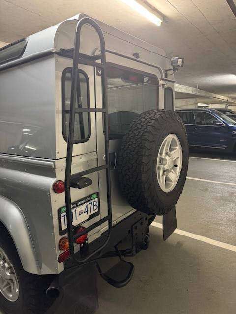 2004 Land Rover Defender 90 - TD5 thumb 7