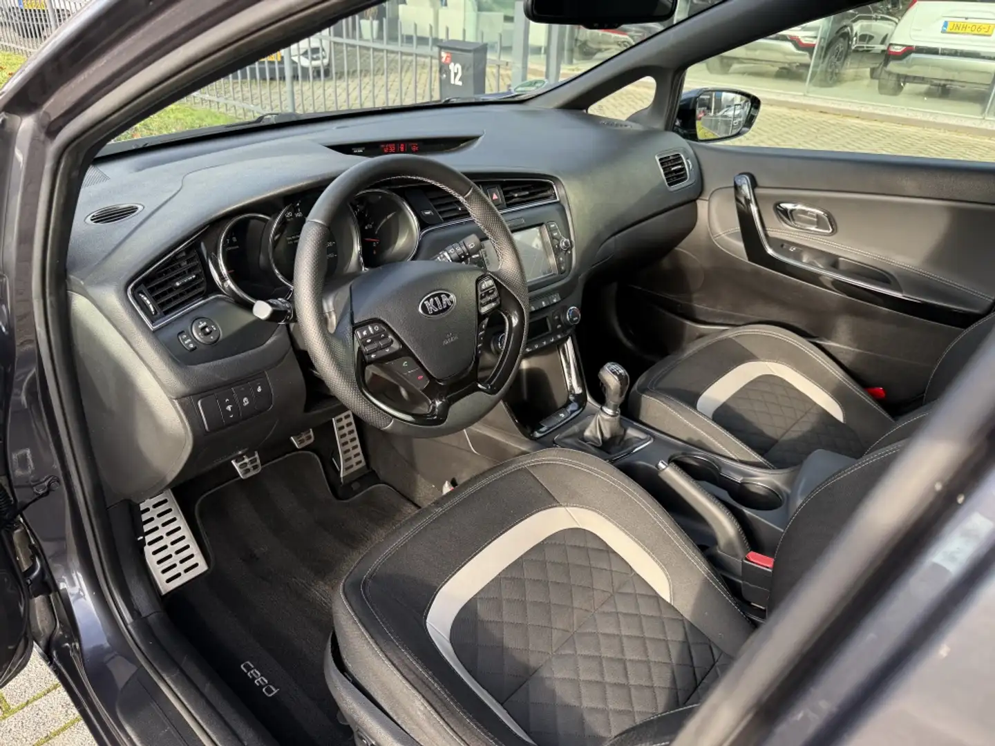 Kia Ceed SW / cee'd SW Sportswagon 1.0 T-GDi 120PK GT-Line | Navi | Camer Gris - 2