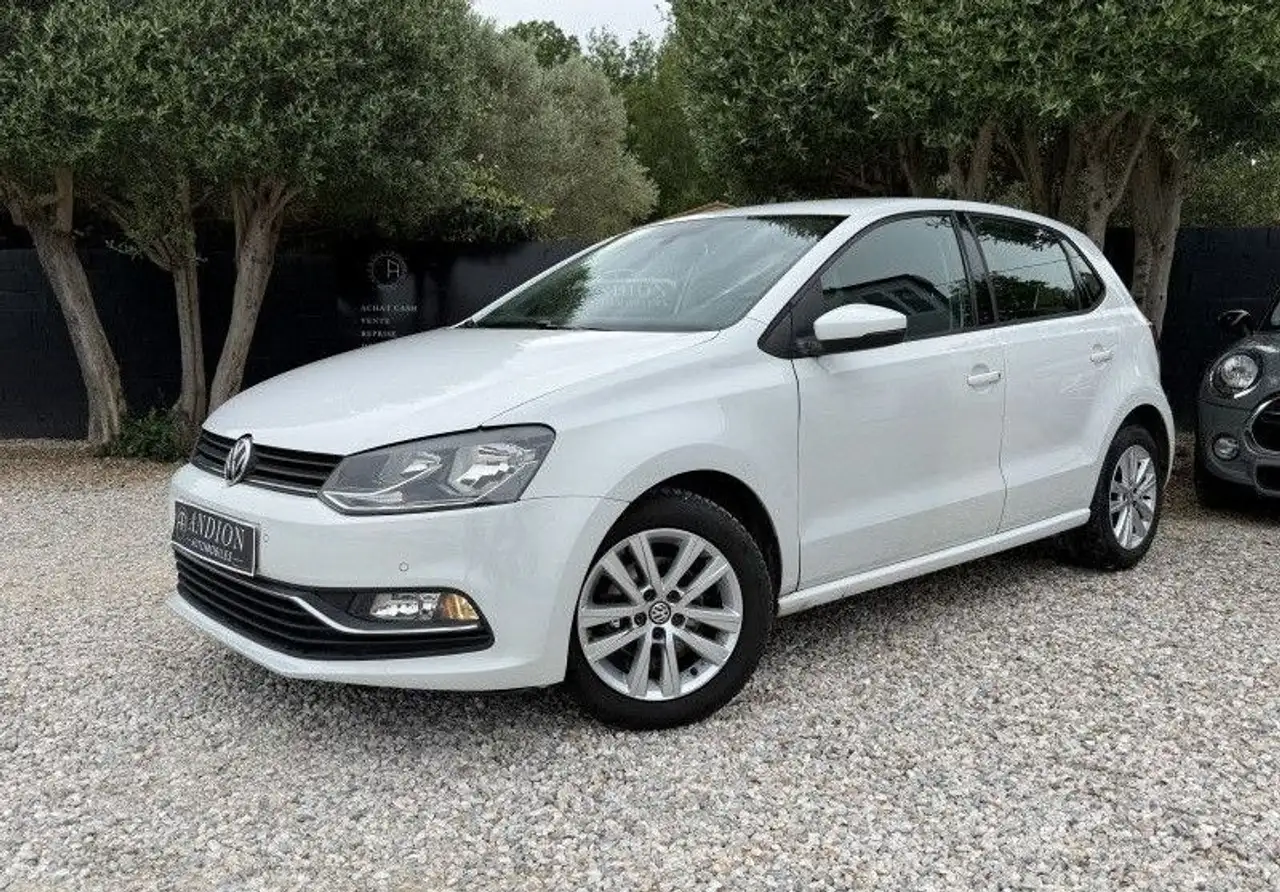Volkswagen Polo 1.4 TDI 90CH BLUEMOTION TECHNOLOGY CONFO