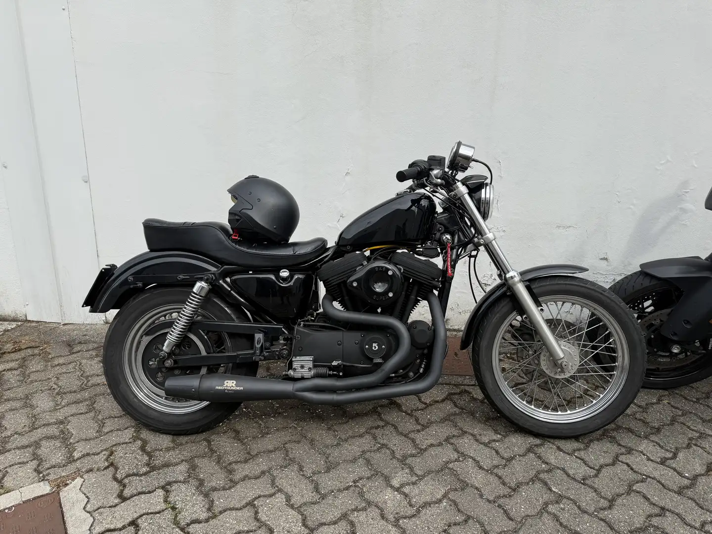 Harley-Davidson Sportster 883 - 1
