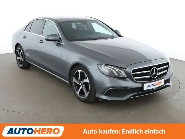 Mercedes-Benz E-Class view 8