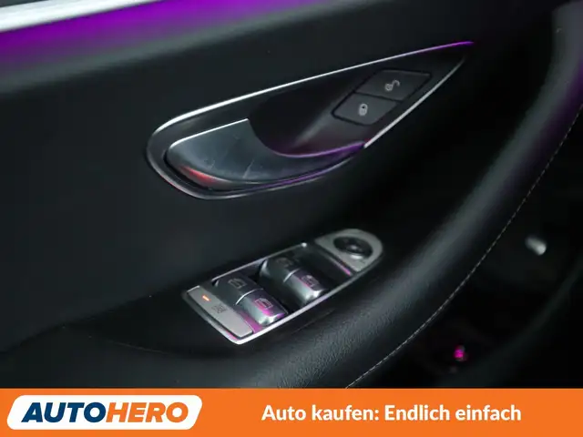 Mercedes-Benz E-Class view 29
