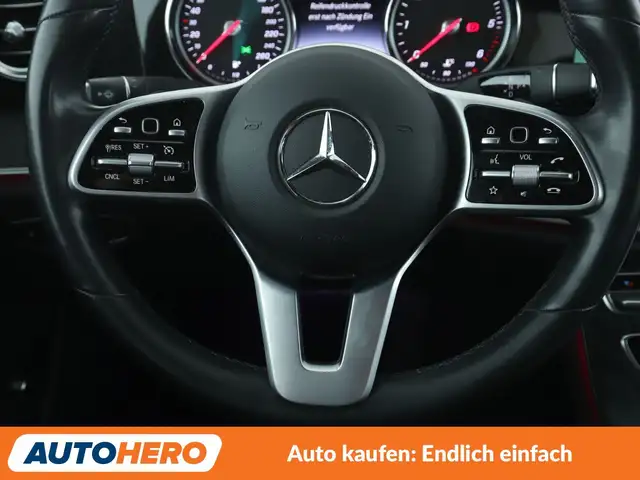 Mercedes-Benz E-Class view 19