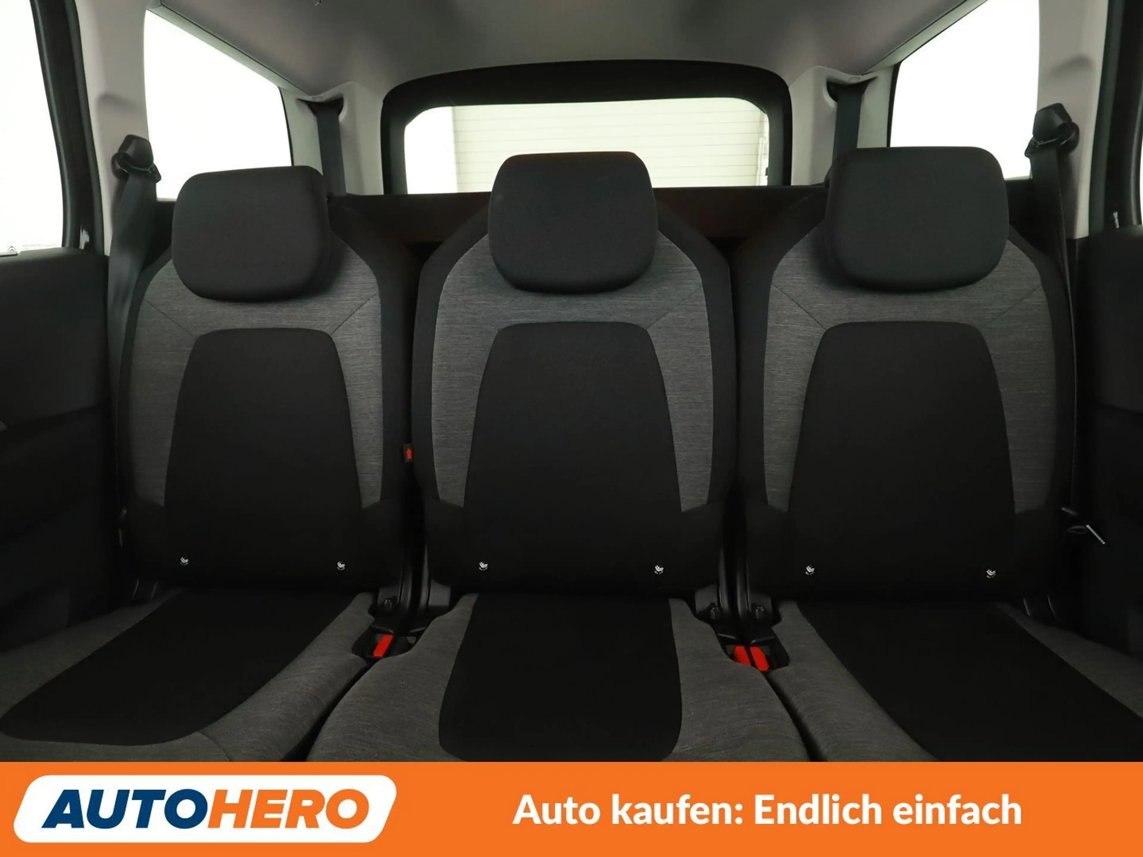 Citroen Grand C4 Picasso 1.6 THP Selection Aut.*NAVI*ACC*CAM*PDC*SHZ* — photo 15