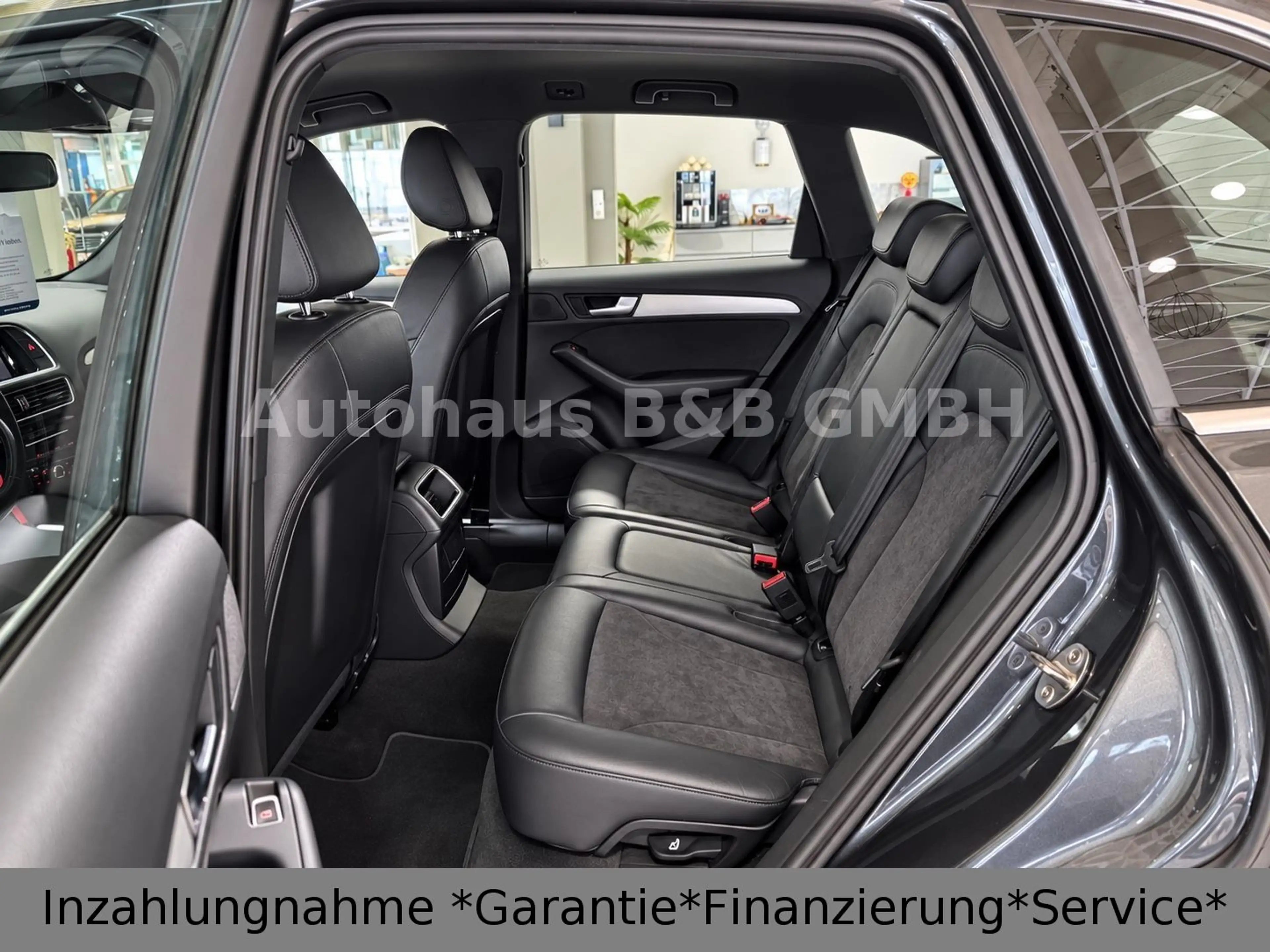 Audi SQ5 3.0 TDI Quattro*2.HD*Scheckheft*Xenon*AHK* — photo 9