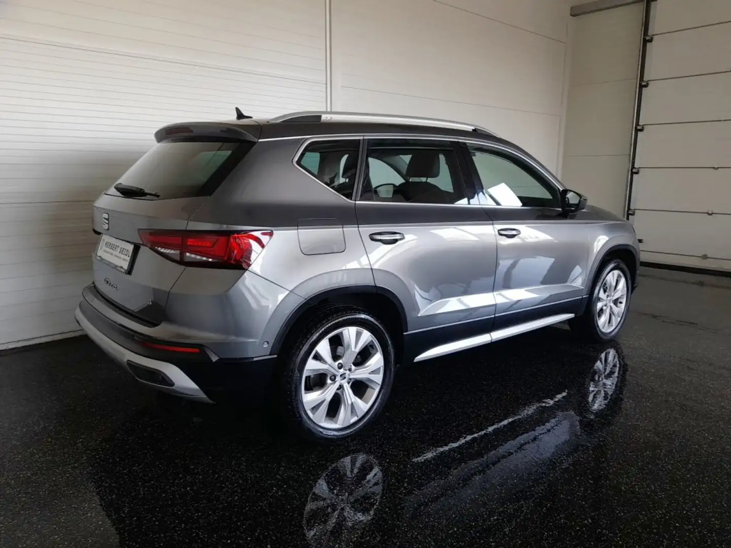 SEAT Ateca XPERIENCE 4x4 2,0 TDI DSG Grau - 2