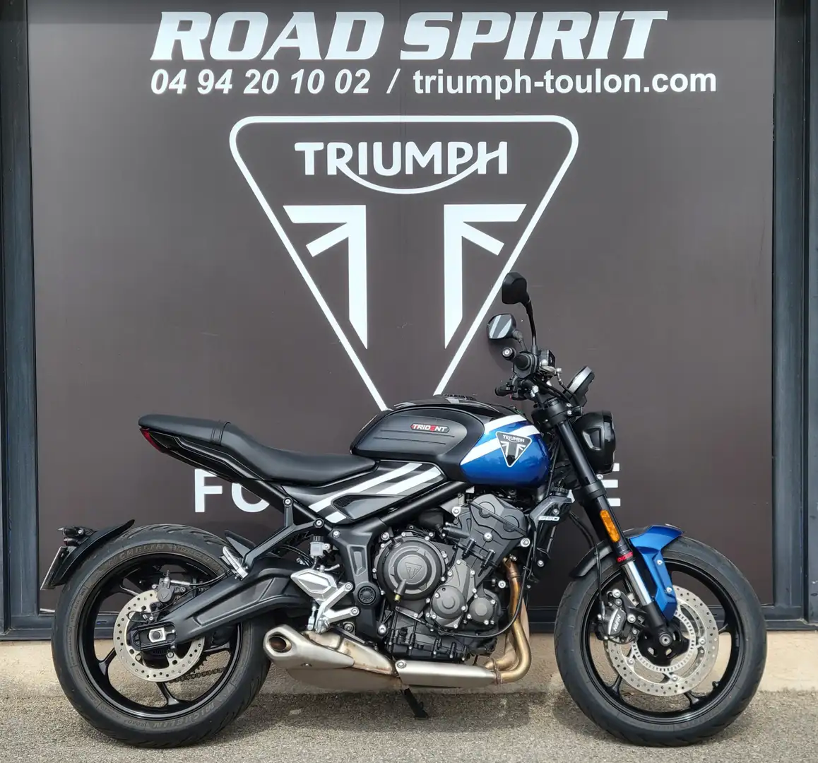 Triumph Trident 660 Bleu - 1