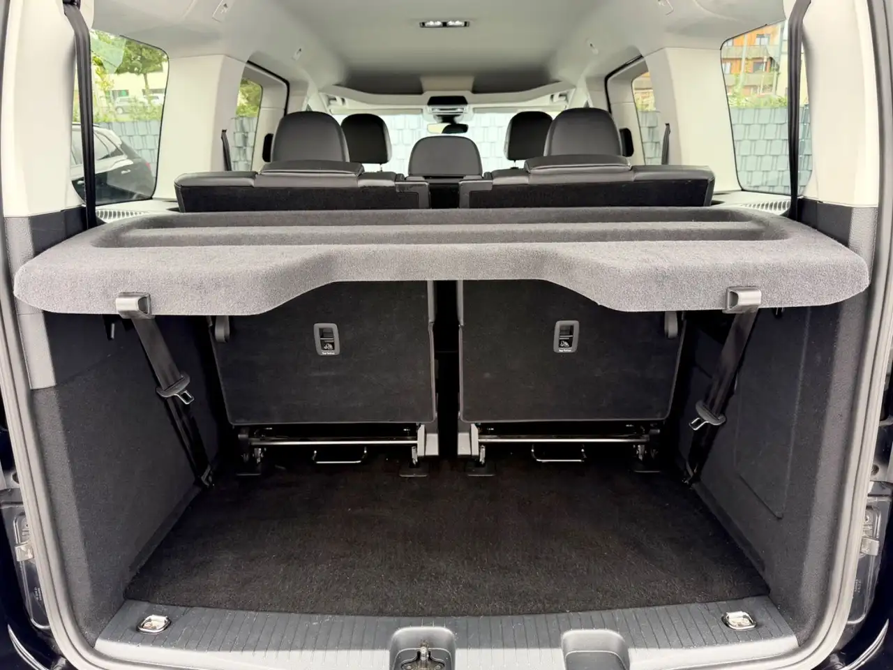 Volkswagen Caddy Maxi 2.0 TDI DSG /7.SITZER/LED/ACC/AHK/, миниатюра 17