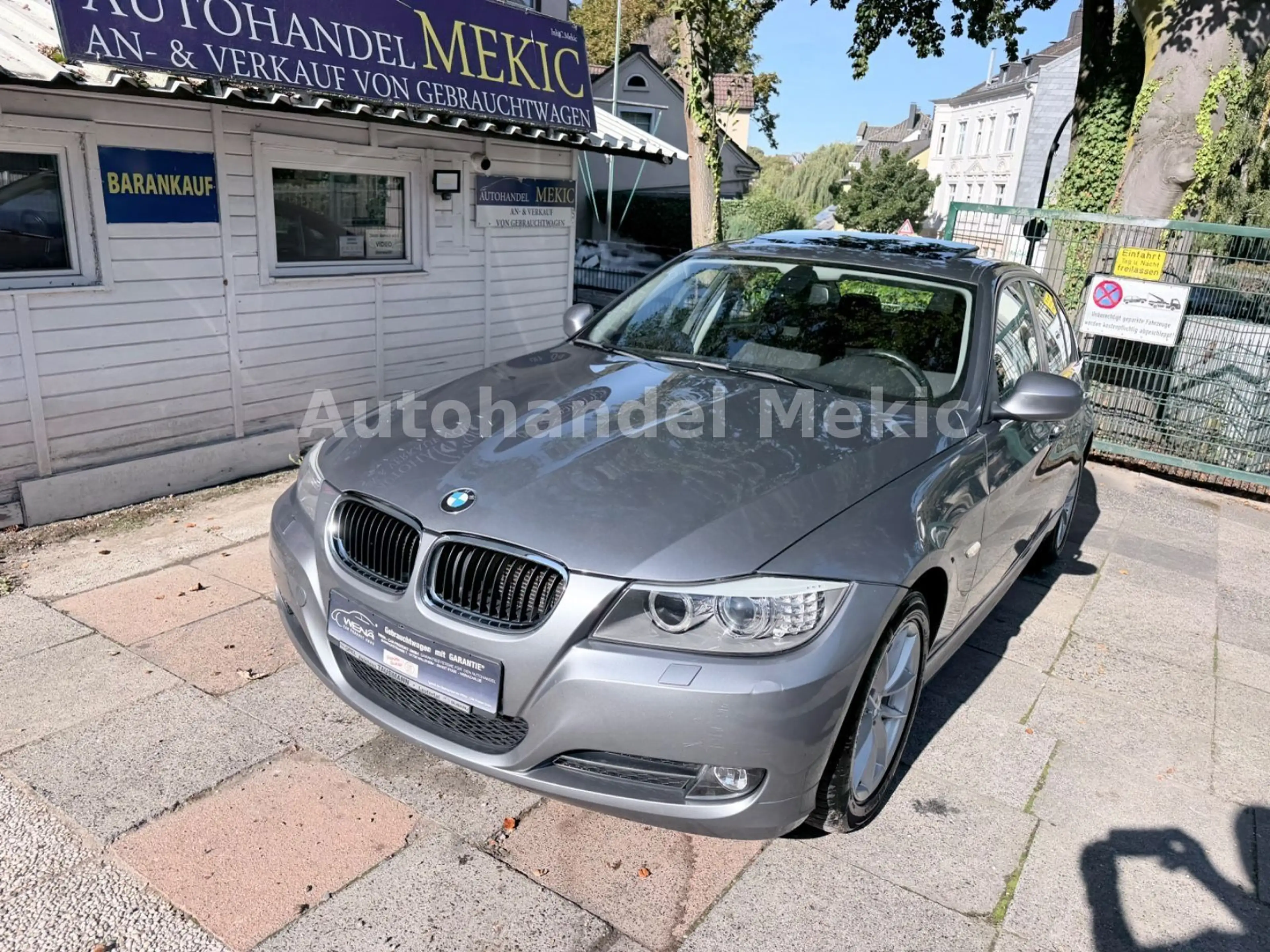 BMW 318 i Limousine- Xenon — photo 6