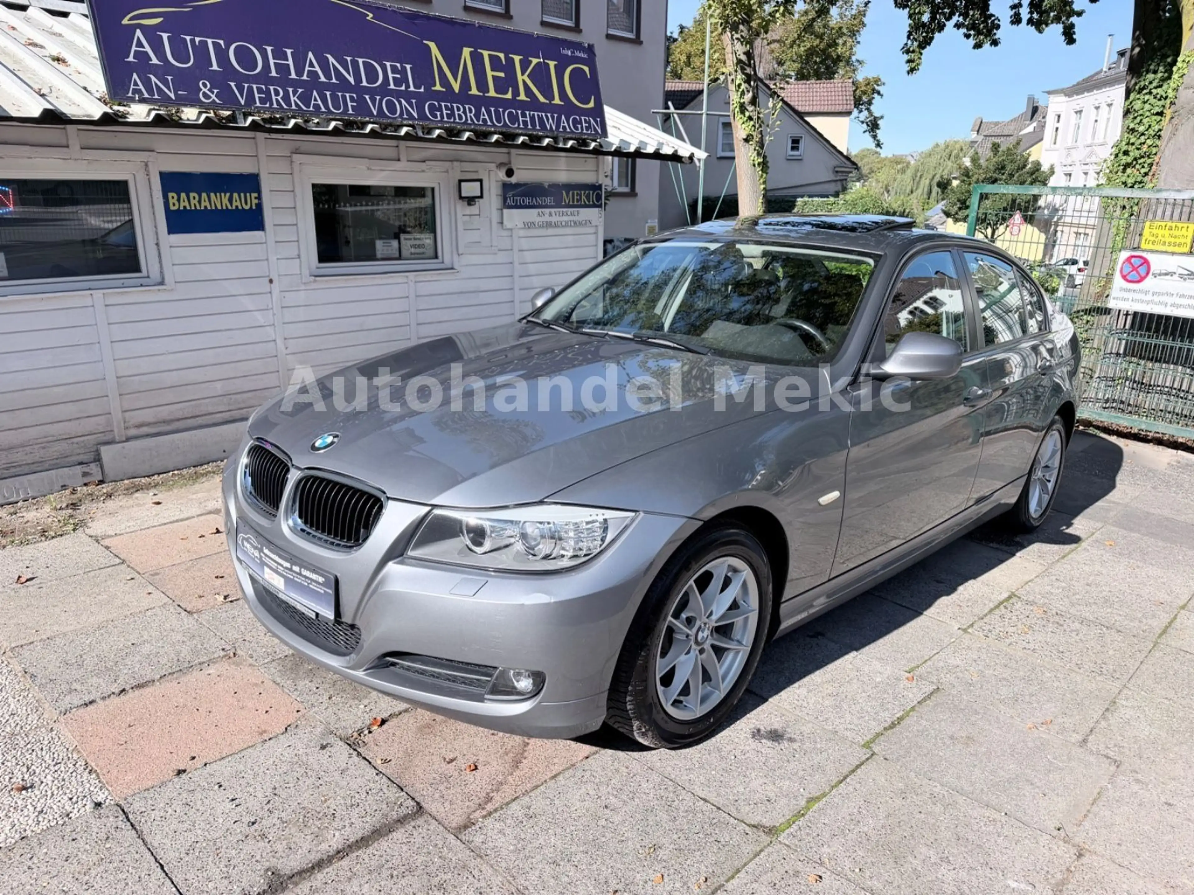 BMW 318 i Limousine- Xenon — photo 7