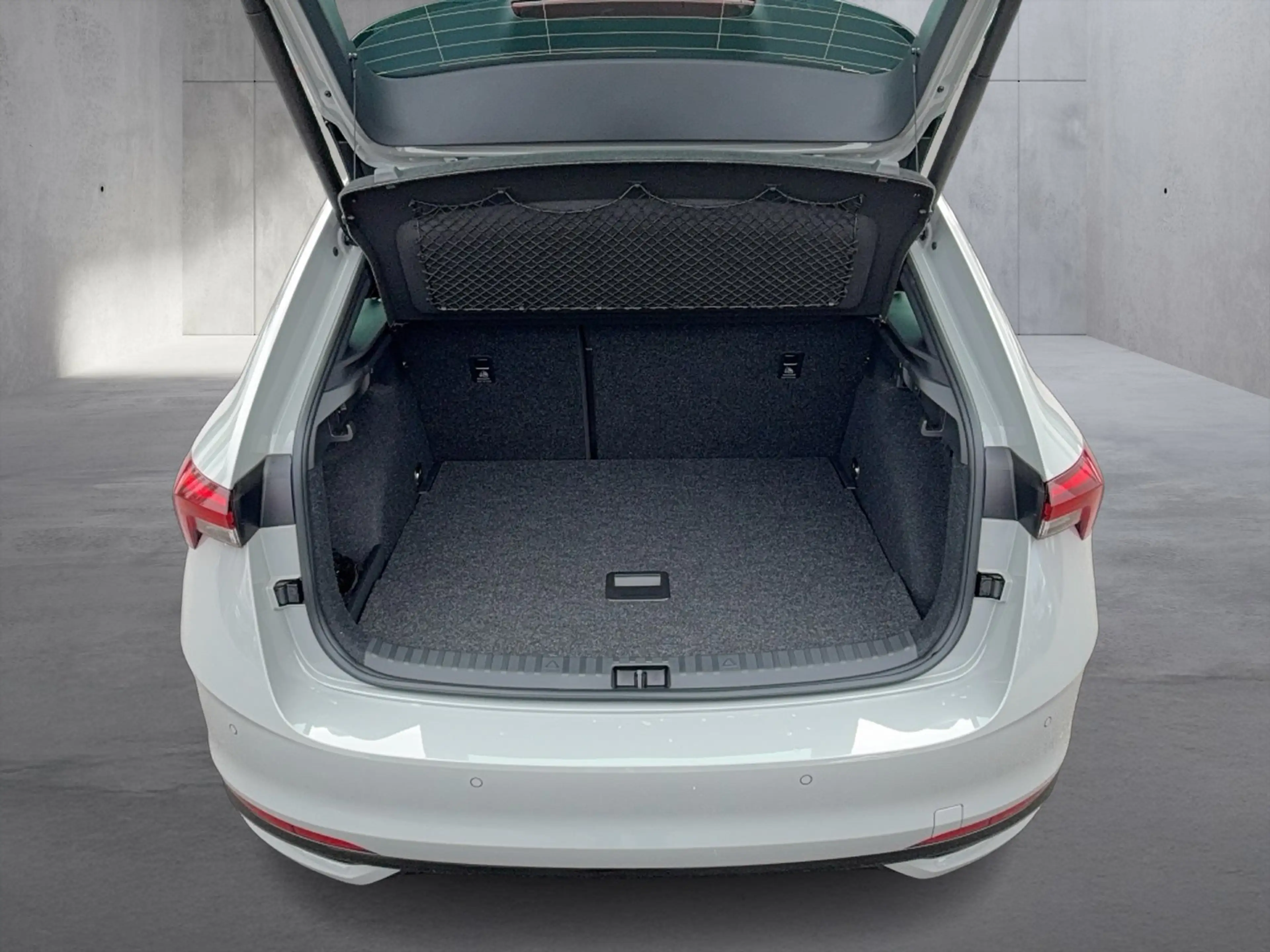 Skoda Scala Monte Carlo TSI DSG — photo 13
