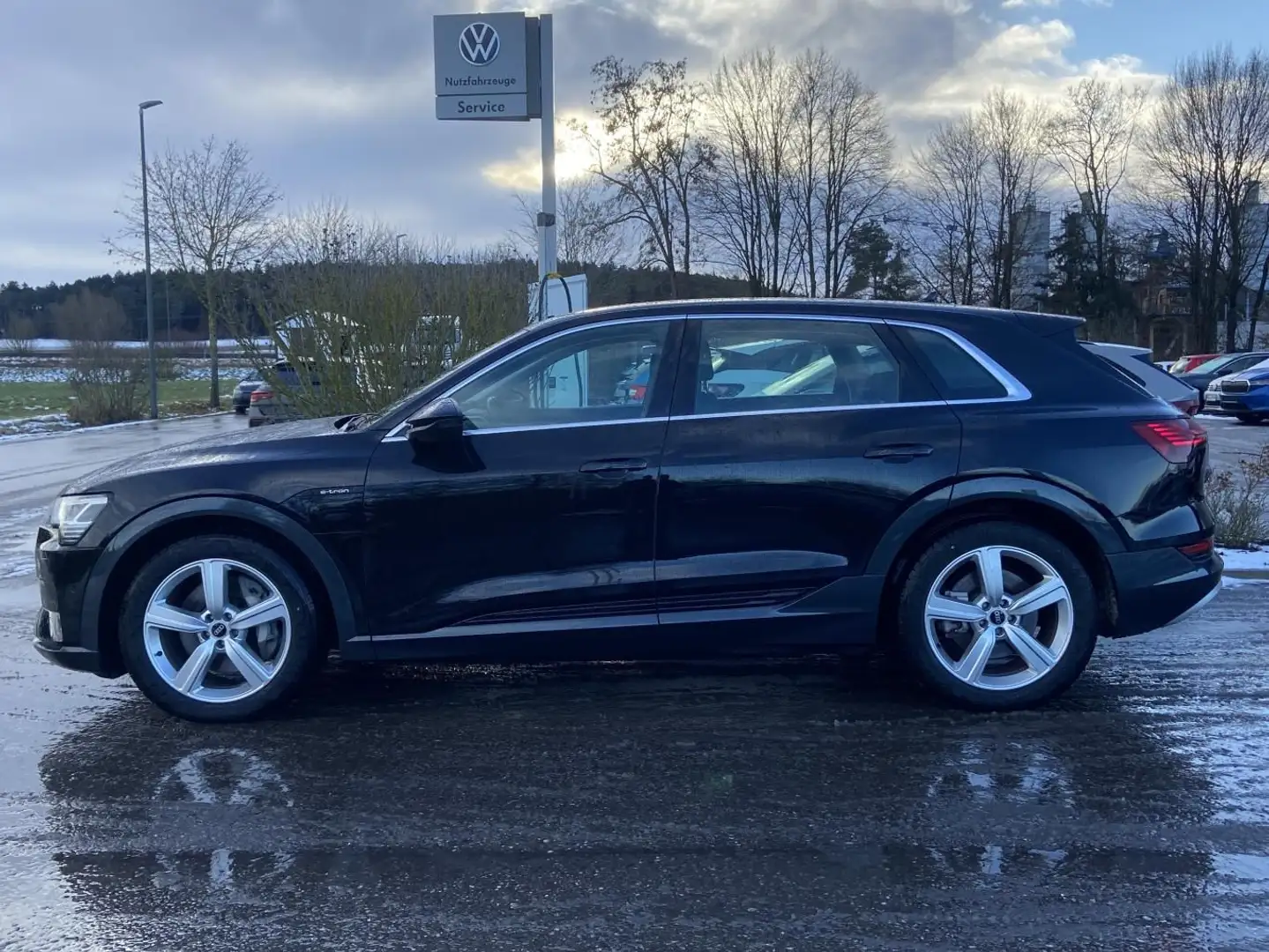 Audi e-tron quattro 50 advanced LEDER+CCS+KAMERA+VIRT Schwarz - 2