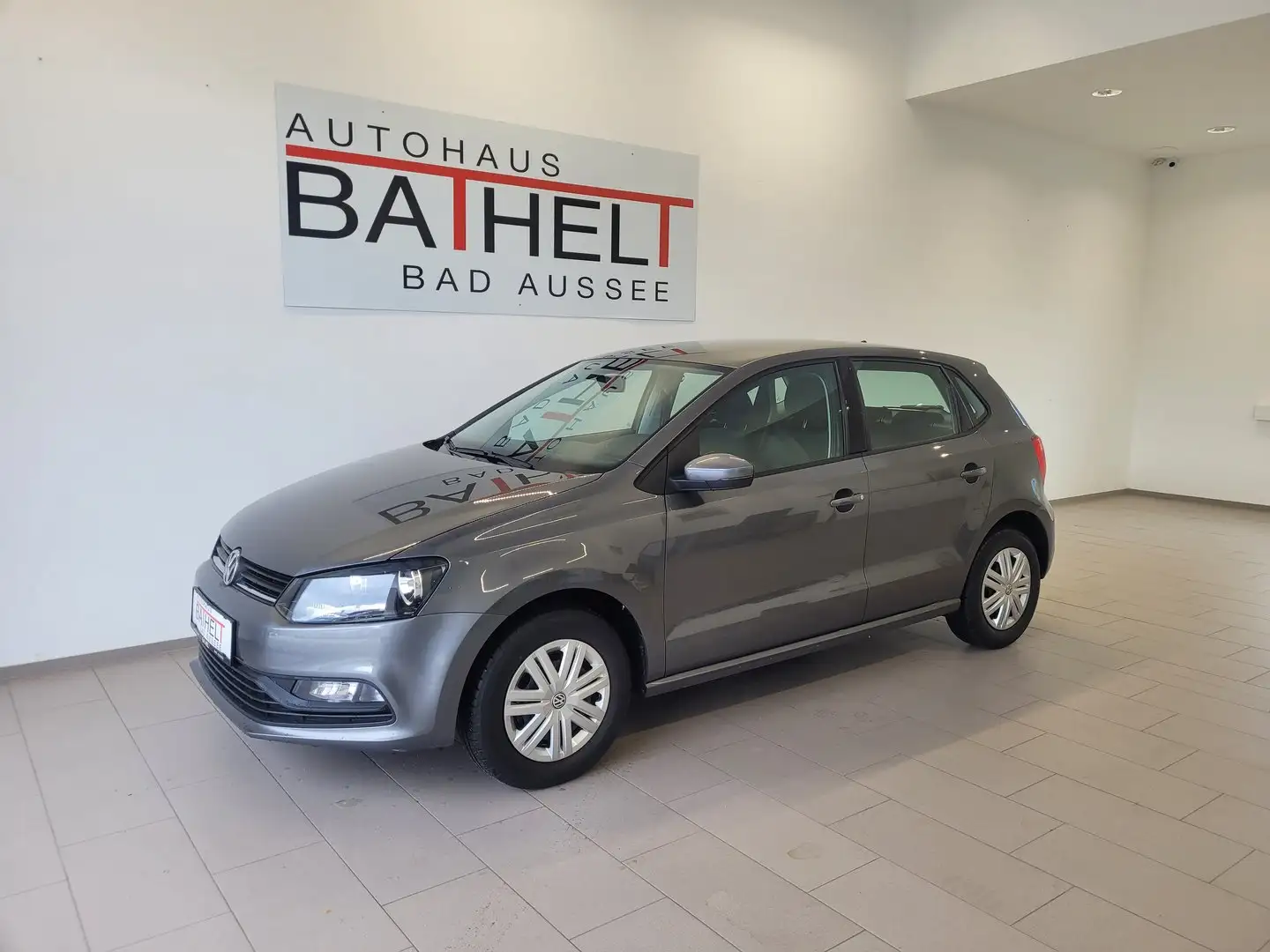 Volkswagen Polo Austria Grau - 1