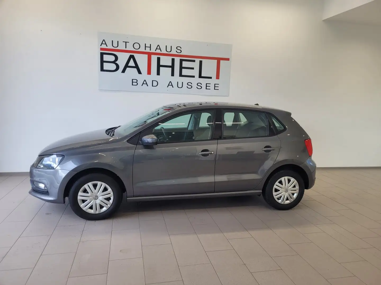 Volkswagen Polo Austria Grau - 2