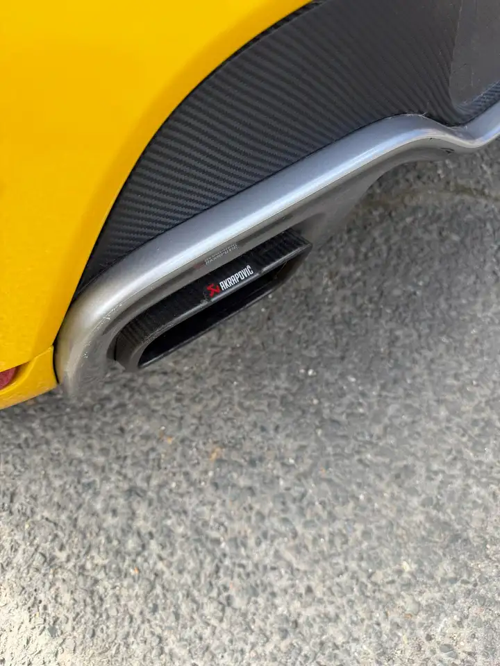 Renault Clio R.S. — photo 9