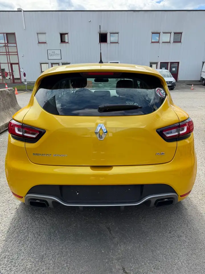 Renault Clio R.S. — photo 7