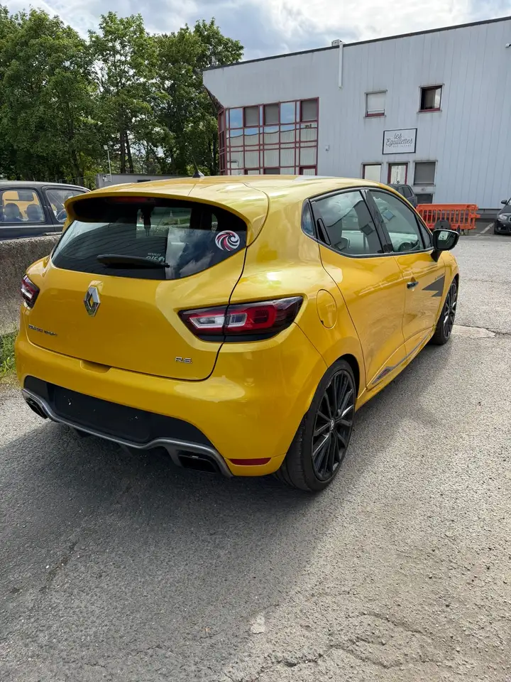 Renault Clio R.S. — photo 6