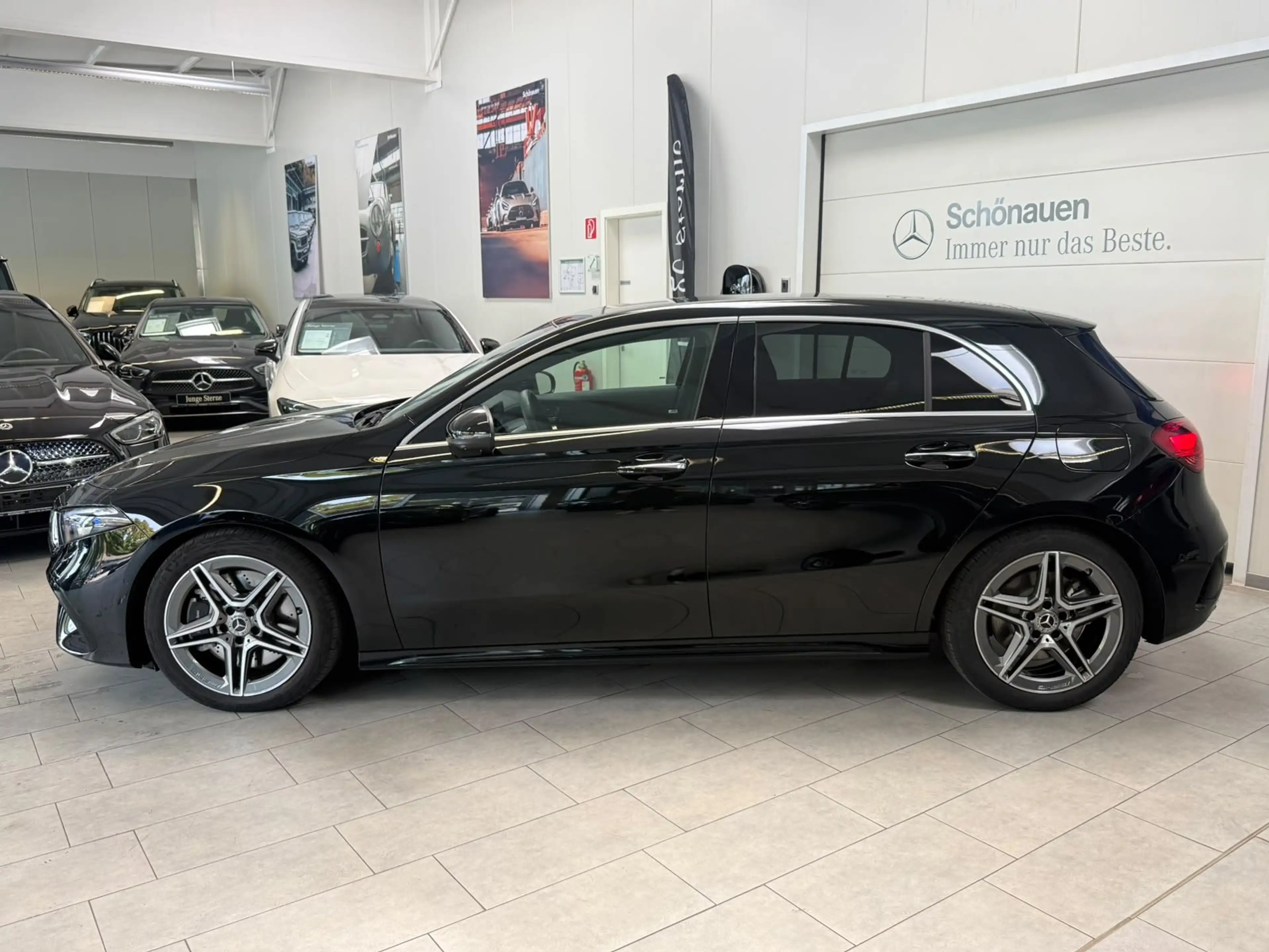 Mercedes-Benz A 250 4M AMG PREMIUM PLUS+TECHNIKPAKET+BURMESTER — photo 3