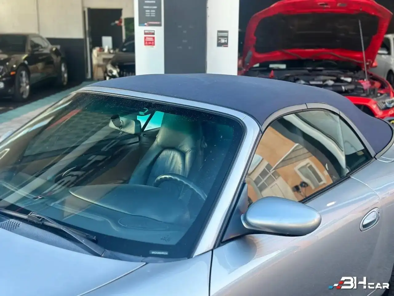 Porsche 996 CABRIOLET 996 CARRERA / 3.4L 300cv / CARBONE / MANUELLE / SUIVI INTÉGRAL / CT VIERGE, foto 3