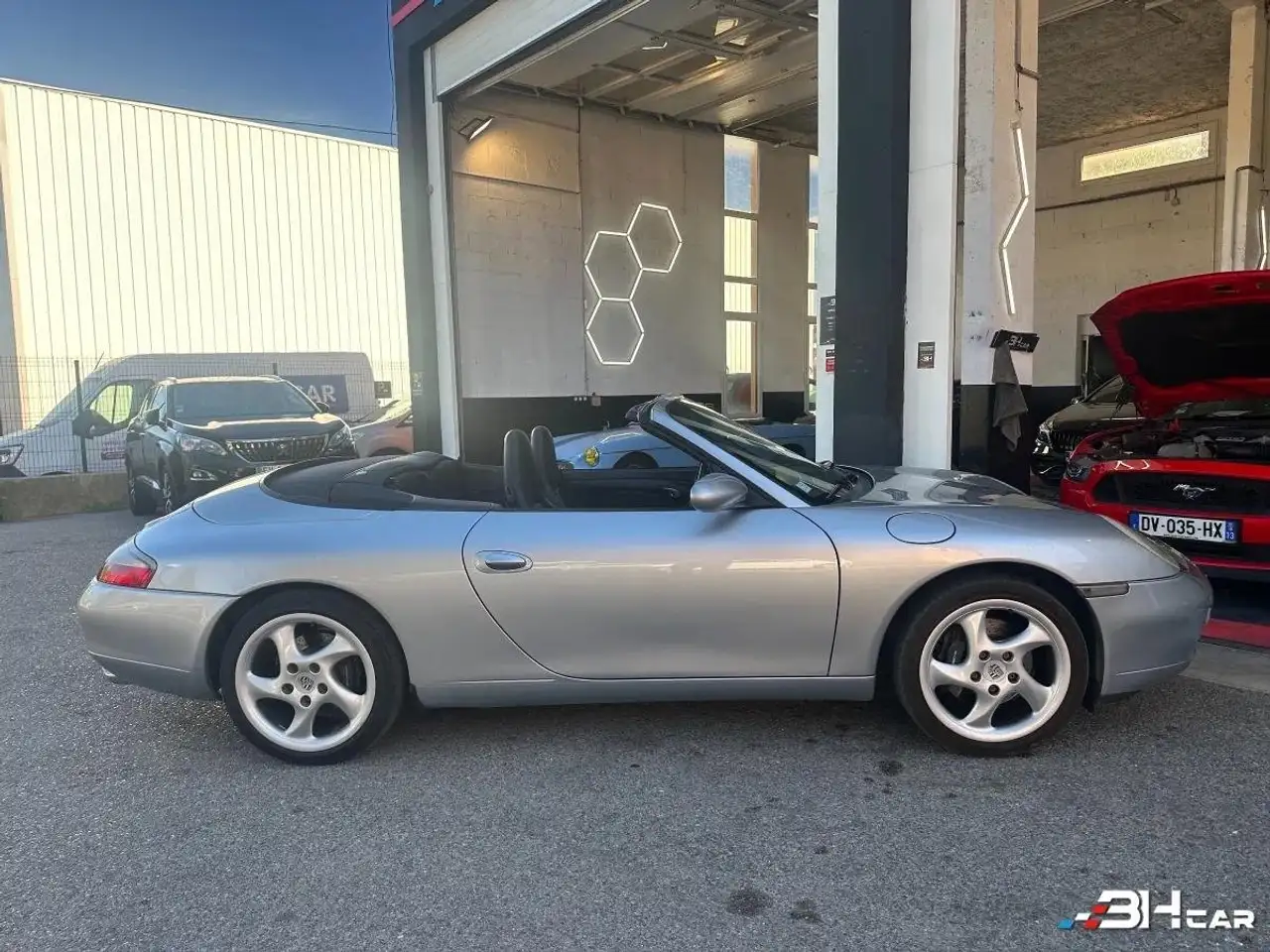 Porsche 996 CABRIOLET 996 CARRERA / 3.4L 300cv / CARBONE / MANUELLE / SUIVI INTÉGRAL / CT VIERGE, foto 7