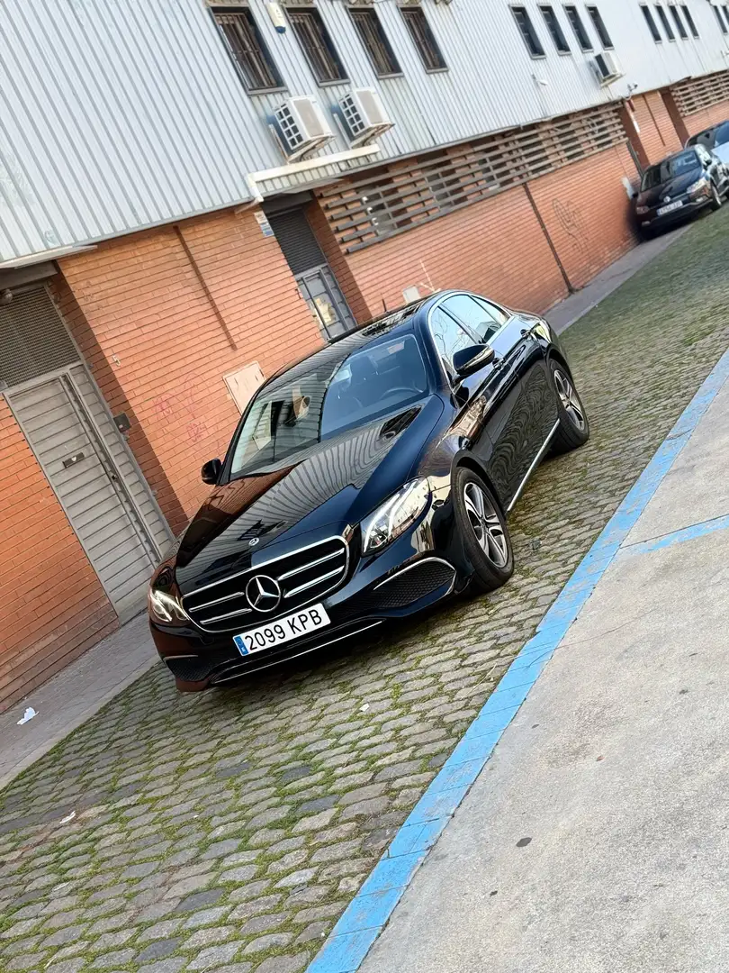 Mercedes-Benz E 200 200d 9G-Tronic 150 - 1