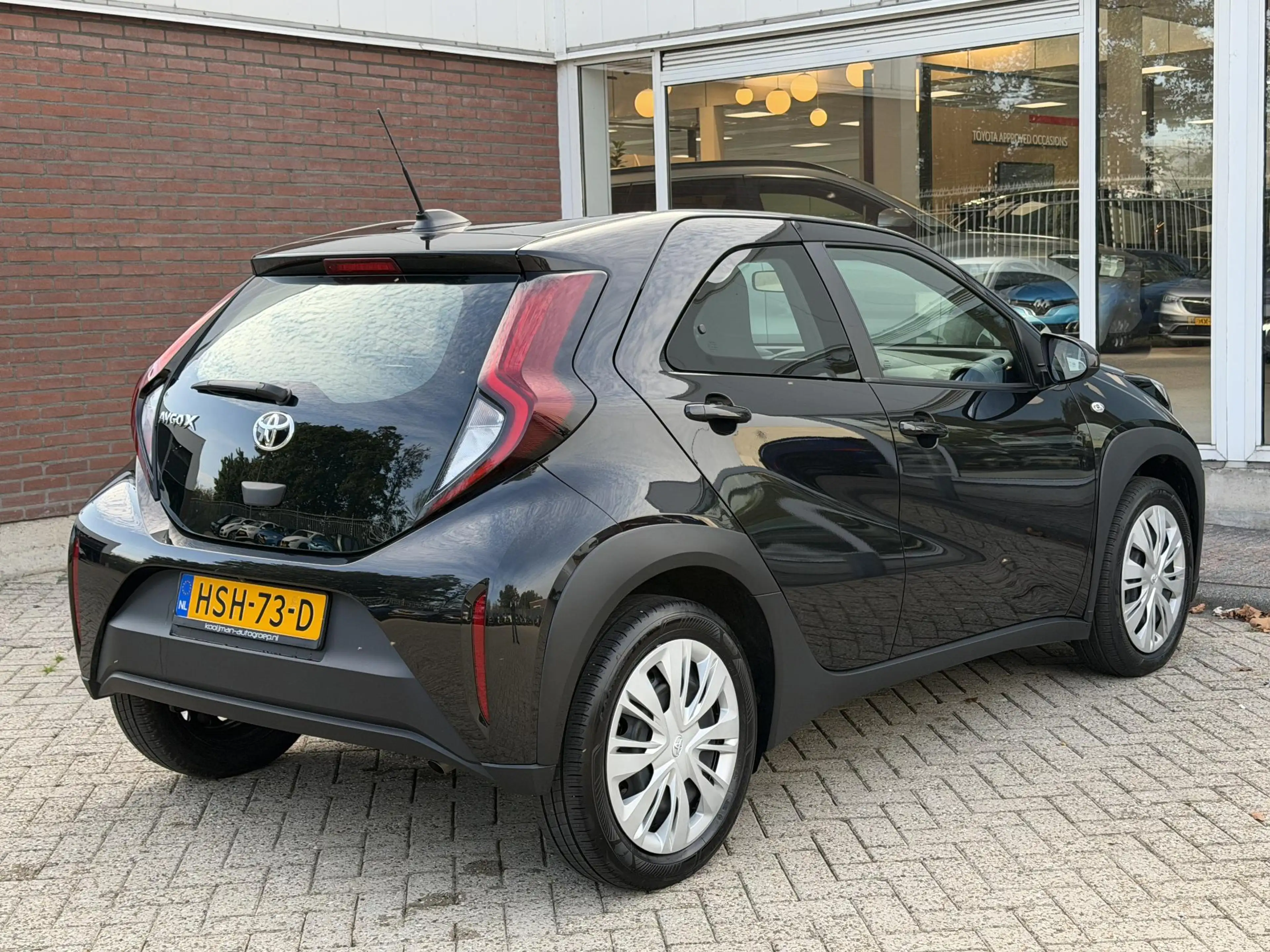 Toyota Aygo X 1.0 VVT-i MT Play — photo 8