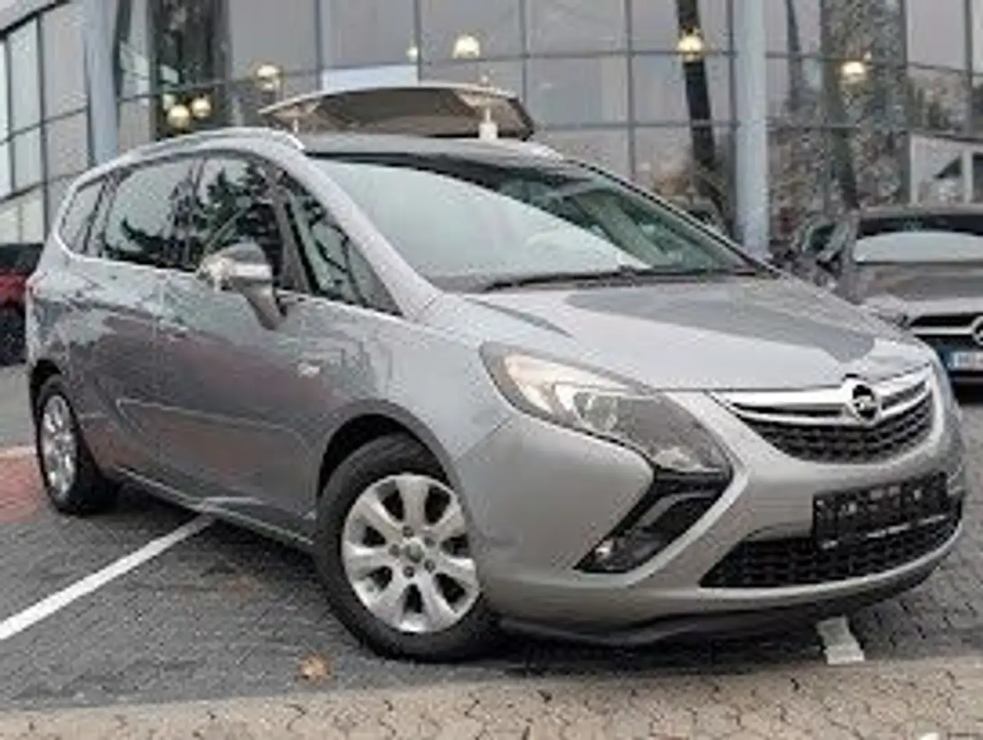 Opel Zafira Tourer Silver - 1
