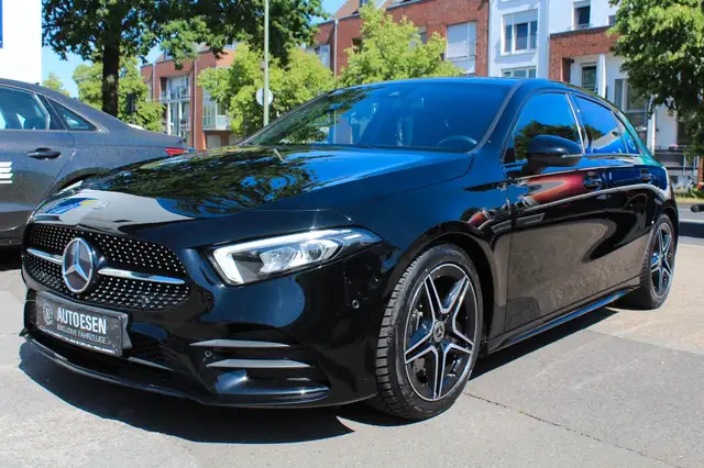 Mercedes-Benz A 250 AMG Line+NIGHT PAKET+AMBIENTE+KAMERA+TÜV