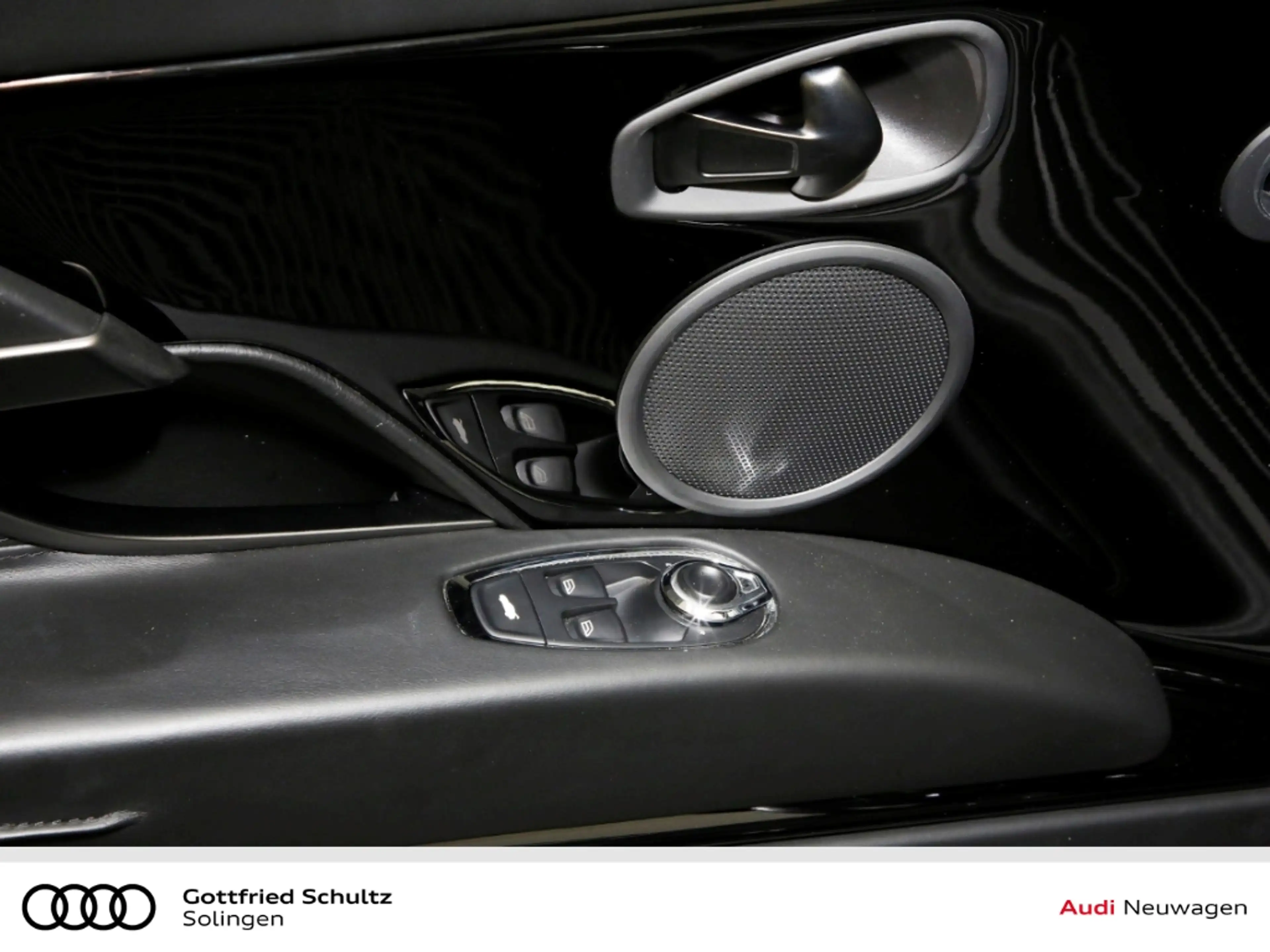 Aston Martin DB11 V8 Volante V8 Bi Turbo — photo 15