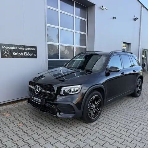 Mercedes-Benz GLB 200 200 Bns Solut. AMG *CAMERA/STOELVERWARMING/SFEER/N