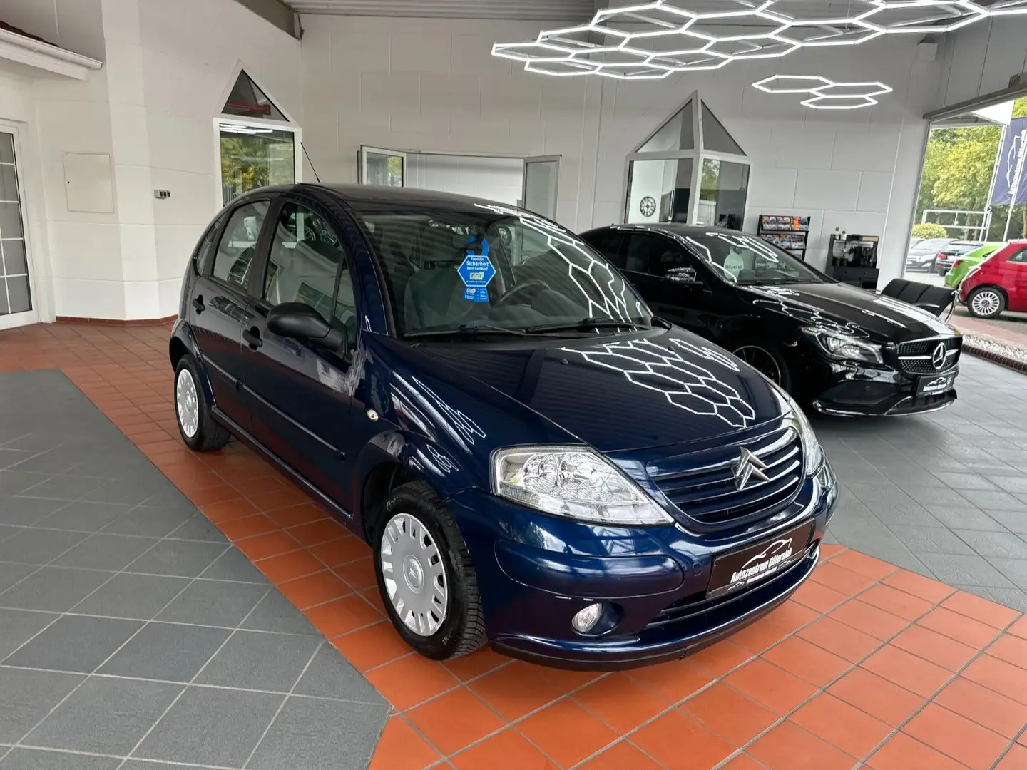 Citroen C3 1.4 Confort * 1.Hand / Zahnriemen NEU * Blau - 2
