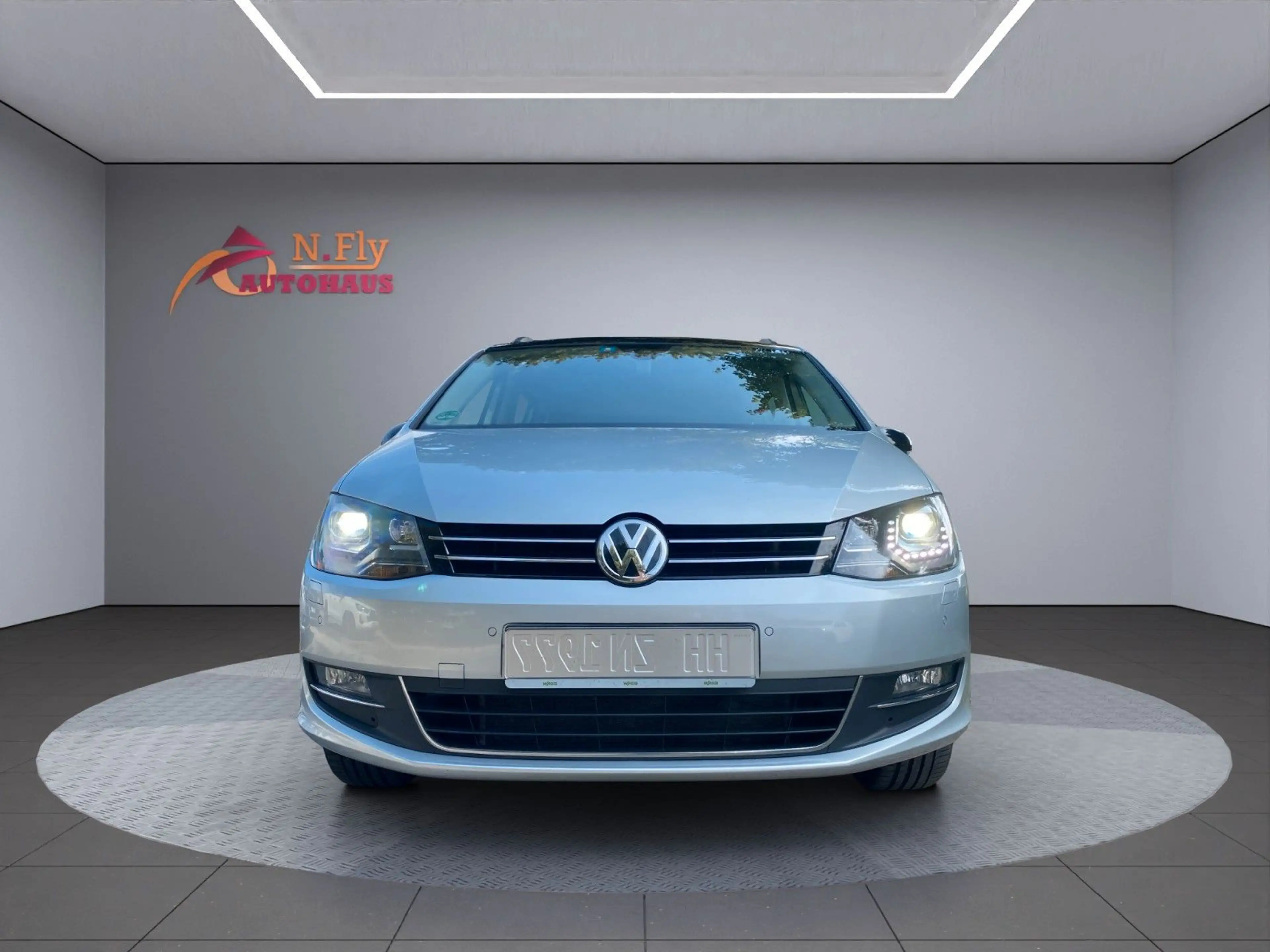 Volkswagen Sharan HighlineBlackStyle*Leder*ACC*Ahk*Xenon*Nav — photo 8